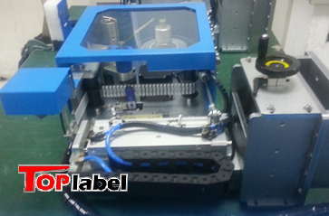 Automatic Labeling Machine